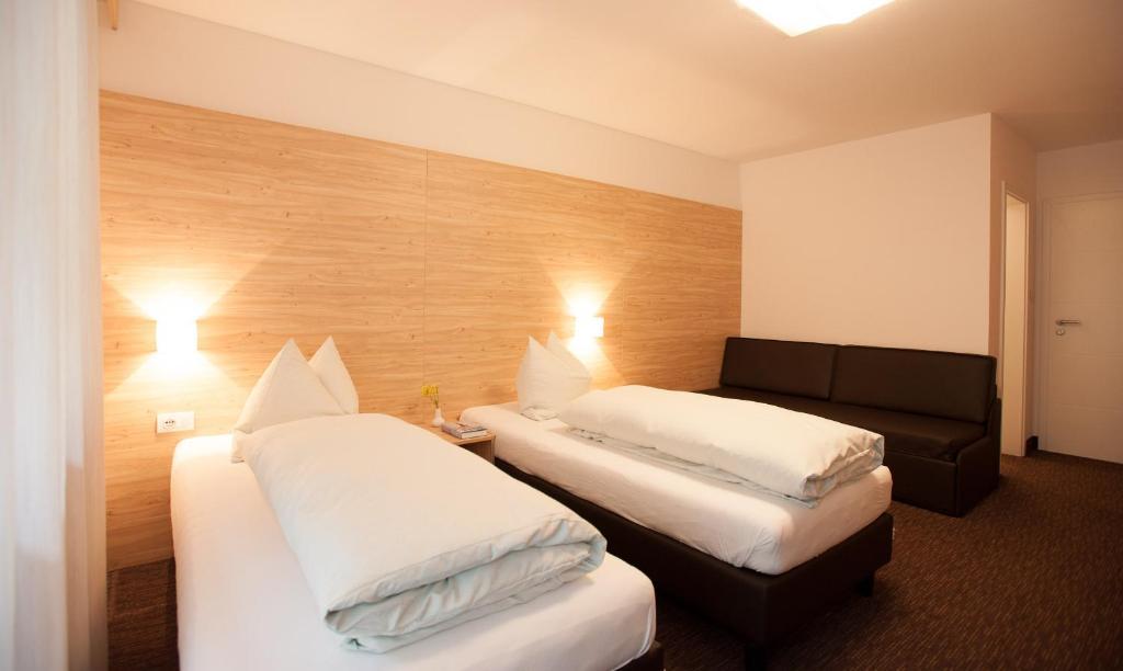 Hotel Stifter Lutago Room photo